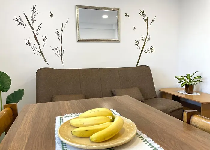 Flat Near The Center With Free Parking شقة *